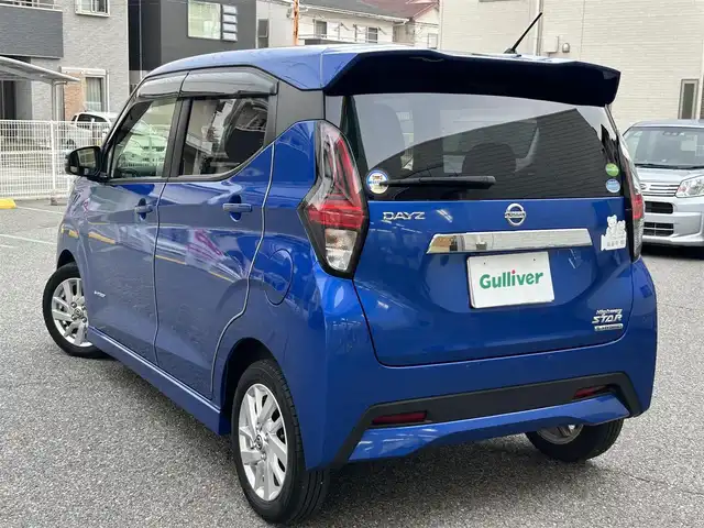 日産 デイズ HWS X プロパイロットED 兵庫県 2019(令1)年 3.3万km オーシャンブルーP 純正9インチメモリーナビ/・フルセグTV/・FM/AM/・Bluetooth/・CD/DVD/ドライブレコーダー/ETC/アラウンドビューモニター/プロパイロット/インテリジェントエマージェンシーブレーキ（自動ブレーキ）/車線逸脱防止支援/踏み間違い衝突防止アシスト/インテリジェント FCW（前方衝突予測警報）/インテリジェント DA（ふらつき警報）/標識検知機能（進入禁止、最高速度、一時停止）/先行車発進お知らせ/ABS（アンチロックブレーキシステム）/VDC（ビークルダイナミクスコントロール／横滑り防止装置）/ヒルスタートアシスト/LEDヘッドライト/フォグランプ/前後クリアランスソナー/オートライト/電格ミラー/プッシュスタート/純正フロアマット/ISOFIX/革巻きステアリング/スペアキー1本/新車時保証書