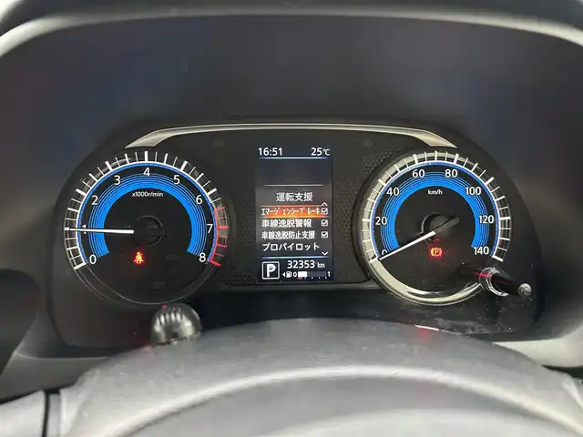日産 デイズ HWS X プロパイロットED 兵庫県 2019(令1)年 3.3万km オーシャンブルーP 純正9インチメモリーナビ/・フルセグTV/・FM/AM/・Bluetooth/・CD/DVD/ドライブレコーダー/ETC/アラウンドビューモニター/プロパイロット/インテリジェントエマージェンシーブレーキ（自動ブレーキ）/車線逸脱防止支援/踏み間違い衝突防止アシスト/インテリジェント FCW（前方衝突予測警報）/インテリジェント DA（ふらつき警報）/標識検知機能（進入禁止、最高速度、一時停止）/先行車発進お知らせ/ABS（アンチロックブレーキシステム）/VDC（ビークルダイナミクスコントロール／横滑り防止装置）/ヒルスタートアシスト/LEDヘッドライト/フォグランプ/前後クリアランスソナー/オートライト/電格ミラー/プッシュスタート/純正フロアマット/ISOFIX/革巻きステアリング/スペアキー1本/新車時保証書