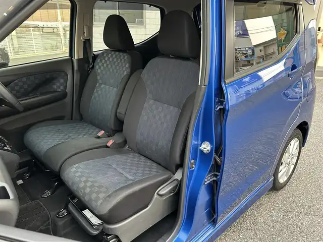 日産 デイズ HWS X プロパイロットED 兵庫県 2019(令1)年 3.3万km オーシャンブルーP 純正9インチメモリーナビ/・フルセグTV/・FM/AM/・Bluetooth/・CD/DVD/ドライブレコーダー/ETC/アラウンドビューモニター/プロパイロット/インテリジェントエマージェンシーブレーキ（自動ブレーキ）/車線逸脱防止支援/踏み間違い衝突防止アシスト/インテリジェント FCW（前方衝突予測警報）/インテリジェント DA（ふらつき警報）/標識検知機能（進入禁止、最高速度、一時停止）/先行車発進お知らせ/ABS（アンチロックブレーキシステム）/VDC（ビークルダイナミクスコントロール／横滑り防止装置）/ヒルスタートアシスト/LEDヘッドライト/フォグランプ/前後クリアランスソナー/オートライト/電格ミラー/プッシュスタート/純正フロアマット/ISOFIX/革巻きステアリング/スペアキー1本/新車時保証書