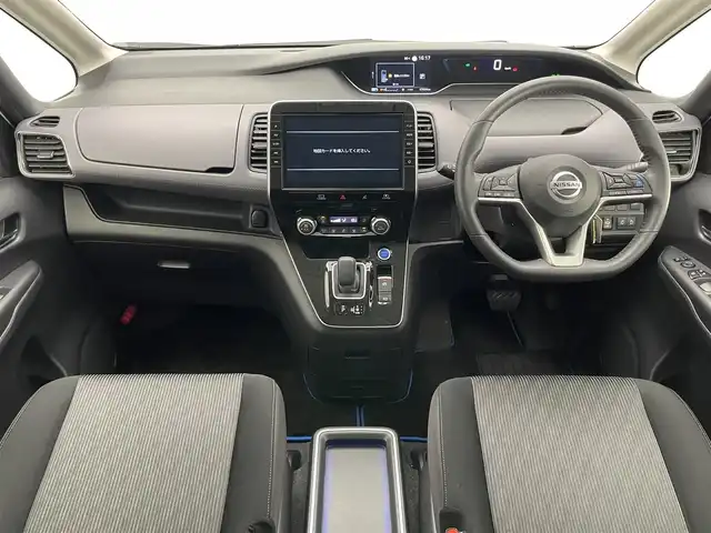 日産 セレナ e－パワー ハイウェイスター V 愛知県 2021(令3)年 4.8万km ブリリアントホワイトパール 2トーン 純正10型ナビ/フルセグTV/Bluetooth/11型フリップダウンモニター/ETC/プロパイロット/BSM/アラウンドビューモニター/ドライブレコーダー/両側パワースライドドア/禁煙車/LEDヘッドライト/衝突軽減ブレーキ