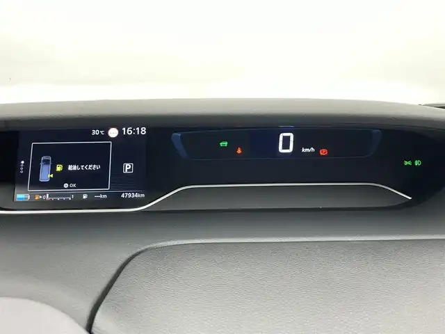 日産 セレナ e－パワー ハイウェイスター V 愛知県 2021(令3)年 4.8万km ブリリアントホワイトパール 2トーン 純正10型ナビ/フルセグTV/Bluetooth/11型フリップダウンモニター/ETC/プロパイロット/BSM/アラウンドビューモニター/ドライブレコーダー/両側パワースライドドア/禁煙車/LEDヘッドライト/衝突軽減ブレーキ