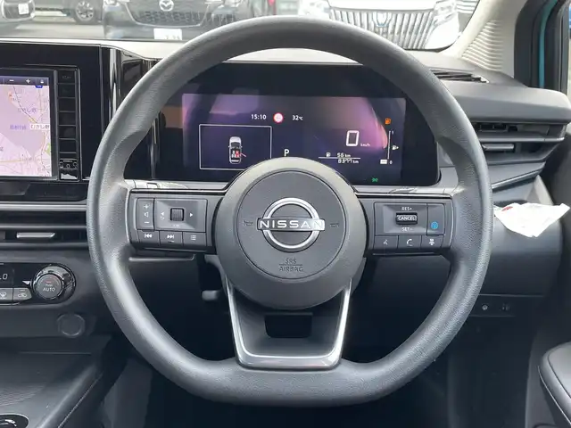 日産 ノート X 東京都 2024(令6)年 0.9万km 青Ⅱ 純正ナビ（MM223D-Le）/プロパイロット/Bluetooth/フルセグ/全方位カメラ/ドライブレコーダー/前後コーナーセンサー/オートライト/オートマチックハイビーム/デジタルインナーミラー/ターコイズ/ダークメタルグレー2トーン