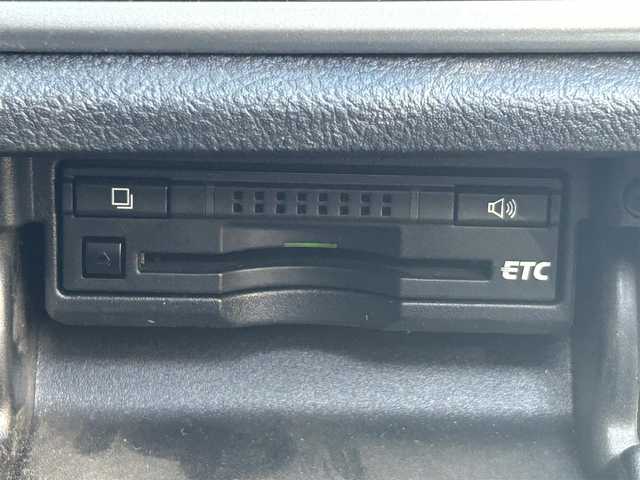 トヨタ クラウン ハイブリッド ロイヤル 福島県 2013(平25)年 4.7万km ホワイトパールクリスタルシャイン 純正HDDナビ/クルーズコントロール/前席シートヒーター/ハンドルヒーター/HIDオートライト/フォグランプ/バックカメラ/プッシュスタート/アイドリングストップ/ＥＴＣ/ステアリングスイッチ/純正フロアマット/フロアマット