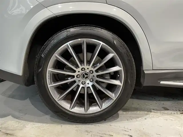 メルセデス・ベンツ Ｍ・ベンツ ＧＬＥ４５０ｄ 4MATIC スポーツ 道央・札幌 2024(令6)年 0.8万km グレー レーダーセーフティーpkg/・アクティブディスタンスアシスト・ディストロニック/・自動再発進機能/・アクティブパーキングアシスト/・アクティブステアリングアシスト/・降車時警告機能/・３６０度カメラシステム/・トラフィックサインアシスト/・アダプティブハイビームアシスト・プラス/・マルチビームLEDヘッドライト/・後席シートベルトインジゲーター/・チャイルドセーフティシートセンサー（助手席）/パノラミックスライディングルーフ/Burmesterサラウンドサウンドシステム/AMGラインエクステリア/AMGラインインテリア/本革シート/メモリー付きパワーシート（D/N）/シートヒーター（前席・２列目）/シートベンチレーター（D/N）/EASY-PACK自動開閉テールゲート/キーレスゴー/アンビエントライト/ヘッドアップディスプレイ/１２．３インチメディアディスプレイ・コックピック/プライシーガラス/本革巻きスポーツステアリング/ETC