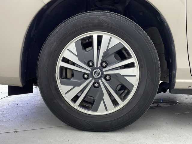 日産 セレナ e－パワー XV 宮城県 2020(令2)年 6.1万km カシミヤグレージュ 禁煙車/防水シートネオソフィール（レザー）/プロパイロット/アラウンドビューモニター/インテリジェントパーキングアシスト/エマージェンシーブレーキ/車線逸脱警報/オートハイビームアシスト/ブラインドスポットモニター/前後コーナーセンサー/純正10インチナビ/・CD.DVD.SD.BT/フルセグTV/両側パワースライドドア/前席シートヒーター/純正ドライブレコーダー（F）/ビルトインETC/オートライト/電動パーキングブレーキ/オートホールド機能/純正15インチアルミホイール/純正フロアマット