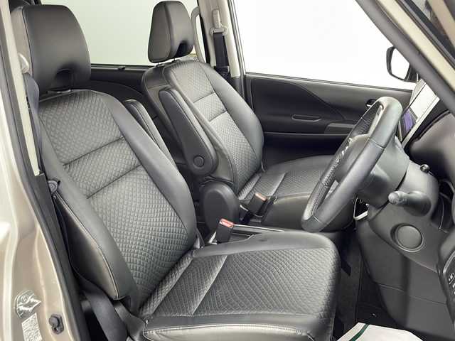 日産 セレナ e－パワー XV 宮城県 2020(令2)年 6.1万km カシミヤグレージュ 禁煙車/防水シートネオソフィール（レザー）/プロパイロット/アラウンドビューモニター/インテリジェントパーキングアシスト/エマージェンシーブレーキ/車線逸脱警報/オートハイビームアシスト/ブラインドスポットモニター/前後コーナーセンサー/純正10インチナビ/・CD.DVD.SD.BT/フルセグTV/両側パワースライドドア/前席シートヒーター/純正ドライブレコーダー（F）/ビルトインETC/オートライト/電動パーキングブレーキ/オートホールド機能/純正15インチアルミホイール/純正フロアマット