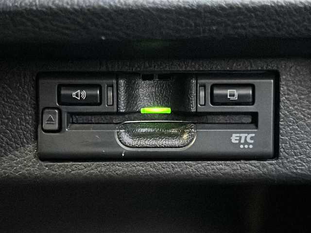 スズキ クロスビー HYBRID MV 愛知県 2020(令2)年 2.1万km 黒 純正8型ナビ【Bluetooth CD DVD SD　USB　フルセグ　品番：CN-RZ866】/全方位カメラ/ビルトインETC/ドライブレコーダー/レーダークルーズコントロール/衝突軽減ブレーキ/レーンキープアシスト/オートライト/オートマチックハイビーム/ヘッドライトレベライザー/前後コーナーセンサー/前席シートヒーター/ステアリングリモコン　/パドルシフト/純正フロアマット/禁煙車
