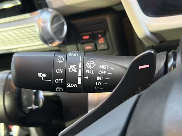 スズキ クロスビー HYBRID MV 愛知県 2020(令2)年 2.1万km 黒 純正8型ナビ【Bluetooth CD DVD SD　USB　フルセグ　品番：CN-RZ866】/全方位カメラ/ビルトインETC/ドライブレコーダー/レーダークルーズコントロール/衝突軽減ブレーキ/レーンキープアシスト/オートライト/オートマチックハイビーム/ヘッドライトレベライザー/前後コーナーセンサー/前席シートヒーター/ステアリングリモコン　/パドルシフト/純正フロアマット/禁煙車