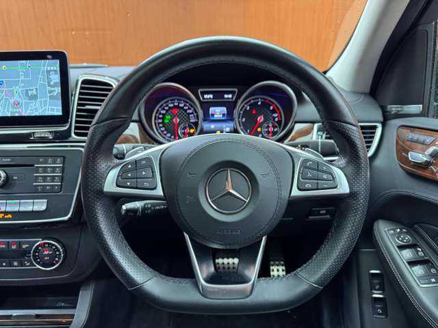 メルセデス・ベンツ ＧＬＳ３５０ｄ 4マチックスポーツ 千葉県 2016(平28)年 3.7万km オブシディアンブラック パノラマSR　/黒革シート　/harmankardonサウンド　/ACC　/ナビ　/TV　/360°Bluetooth接続　/シートヒーター　/電動リアゲート　/アンビエントライト　/アクティブパーキングアシスト　/ハイビームアシストプラス　/RSP