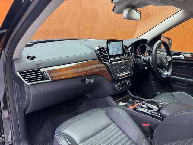 メルセデス・ベンツ ＧＬＳ３５０ｄ 4マチックスポーツ 千葉県 2016(平28)年 3.7万km オブシディアンブラック パノラマSR　/黒革シート　/harmankardonサウンド　/ACC　/ナビ　/TV　/360°Bluetooth接続　/シートヒーター　/電動リアゲート　/アンビエントライト　/アクティブパーキングアシスト　/ハイビームアシストプラス　/RSP