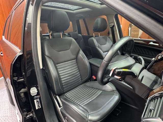 メルセデス・ベンツ ＧＬＳ３５０ｄ 4マチックスポーツ 千葉県 2016(平28)年 3.7万km オブシディアンブラック パノラマSR　/黒革シート　/harmankardonサウンド　/ACC　/ナビ　/TV　/360°Bluetooth接続　/シートヒーター　/電動リアゲート　/アンビエントライト　/アクティブパーキングアシスト　/ハイビームアシストプラス　/RSP