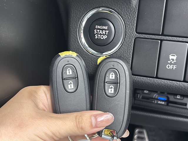 スズキ アルト ワークス 大阪府 2021(令3)年 3.8万km ブリスクブルーM 社外ディスプレイオーディオ（PVH-9300DVSZS）/CD/DVD/ブルートゥース/AUX/前席RECAROシート/ADVANRacing１５インチAW/ETC/前後ドライブレコーダー/スマートキー/スペアキー