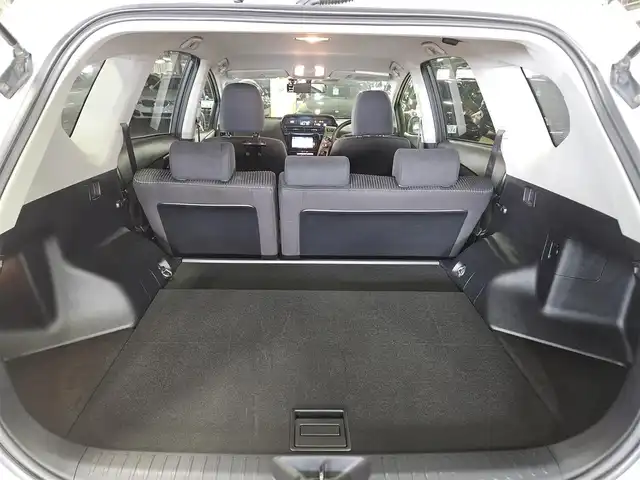 トヨタ プリウス α S ツーリングセレクション 福岡県 2015(平27)年 8.1万km ホワイトパールクリスタルシャイン 〇ワンオーナー/〇純正ナビ/〇フルセグTV/〇バックカメラ/〇ビルトインETC/〇前後ドライブレコーダー/〇SRSエアバッグ/〇LEDヘッドランプ/〇LEDフロントフォグランプ/〇オートエアコン/〇革巻きステアリングホイール/〇ステアリングスイッチ/〇シートバックポケット/シートリフター/〇純正17インチアルミホイール/〇F・モデリスタエアロ/〇F・モデリスタガーニッシュ/〇スマートエントリー/スタートシステム/〇禁煙車