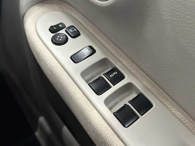 スズキ ラパン X 静岡県 2020(令2)年 5.1万km フェニックスレッドパール 社外メモリナビ/・フルセグＴＶ/・Bluetooth/・AM/・FM/主要装備/・ルーフキャリア/・衝突軽減/・レーンキープ/・コーナーセンサー後/・バックカメラ/・シートヒーターD席/・社外フロアマット/・純正アルミホイール/・キセノンヘッドライト/・オートライト/・オートハイビーム/・オートエアコン/・スマートキー/・プッシュスタート