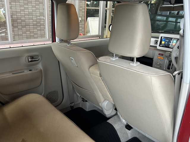 スズキ ラパン X 静岡県 2020(令2)年 5.1万km フェニックスレッドパール 社外メモリナビ/・フルセグＴＶ/・Bluetooth/・AM/・FM/主要装備/・ルーフキャリア/・衝突軽減/・レーンキープ/・コーナーセンサー後/・バックカメラ/・シートヒーターD席/・社外フロアマット/・純正アルミホイール/・キセノンヘッドライト/・オートライト/・オートハイビーム/・オートエアコン/・スマートキー/・プッシュスタート