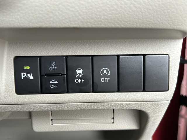 スズキ ラパン X 静岡県 2020(令2)年 5.1万km フェニックスレッドパール 社外メモリナビ/・フルセグＴＶ/・Bluetooth/・AM/・FM/主要装備/・ルーフキャリア/・衝突軽減/・レーンキープ/・コーナーセンサー後/・バックカメラ/・シートヒーターD席/・社外フロアマット/・純正アルミホイール/・キセノンヘッドライト/・オートライト/・オートハイビーム/・オートエアコン/・スマートキー/・プッシュスタート