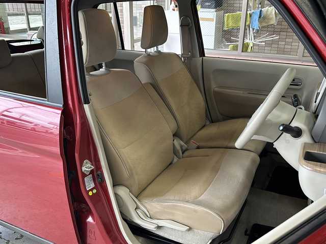 スズキ ラパン X 静岡県 2020(令2)年 5.1万km フェニックスレッドパール 社外メモリナビ/・フルセグＴＶ/・Bluetooth/・AM/・FM/主要装備/・ルーフキャリア/・衝突軽減/・レーンキープ/・コーナーセンサー後/・バックカメラ/・シートヒーターD席/・社外フロアマット/・純正アルミホイール/・キセノンヘッドライト/・オートライト/・オートハイビーム/・オートエアコン/・スマートキー/・プッシュスタート