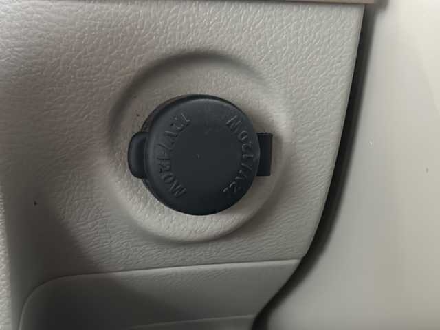 スズキ ラパン X 静岡県 2020(令2)年 5.1万km フェニックスレッドパール 社外メモリナビ/・フルセグＴＶ/・Bluetooth/・AM/・FM/主要装備/・ルーフキャリア/・衝突軽減/・レーンキープ/・コーナーセンサー後/・バックカメラ/・シートヒーターD席/・社外フロアマット/・純正アルミホイール/・キセノンヘッドライト/・オートライト/・オートハイビーム/・オートエアコン/・スマートキー/・プッシュスタート