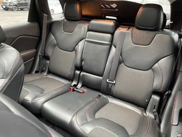 クライスラー・ジープ ジープ チェロキー トレイルホーク 青森県 2016(平28)年 5.4万km 黒 ４WD/サンルーフ/自動駐車/アダプティブクルーズコントロール/レーンキープアシスト/純正ナビ/（Bluetooth・TV）/電動サイドブレーキ/パークアシスト/ドライブレコーダー/ハーフレザー/パワーシート/パワーバックドア/純正アルミホイール17インチ/オートライト/アイドリングストップ/プッシュスタート/スマートキー