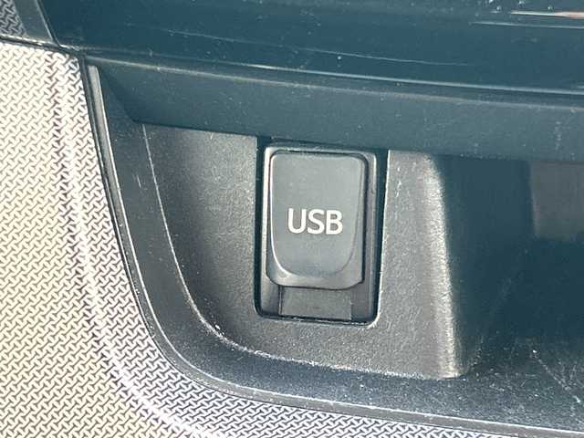 ダイハツ ムーヴ カスタム X LTD 千葉県 2013(平25)年 10.1万km タングステングレーM 純正ナビ　バックカメラ　タングステングレー　ＣＤ再生　ＵＳＢ端子　ベンチシート　オートライト　スマートキー　プッシュスタート　純正フロアマット　14インチ純正アルミホイール　保証書　取扱説明書