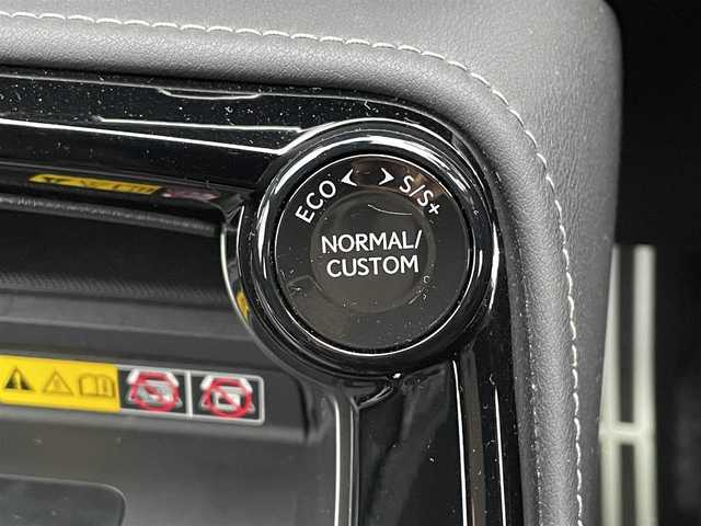 レクサス ＮＸ 350h Fスポーツ 愛知県 2023(令5)年 1.1万km ホワイトノーヴァガラスフレーク 〇ワンオーナー/〇純正14インチメーカーナビ/〇フルセグTV/〇バックカメラ/〇パノラミックビューモニター/〇ビルトインETC2.0/〇ムーンルーフ/〇ハンズフリーパワーバックドア/〇セーフティシステムプラス/〇レーダークルーズコントロール/〇プリクラッシュセーフティ/〇3眼LEDヘッドランプ/〇デジタルインナーミラー/〇オートライト/〇フォグランプ/〇純正20インチアルミ/〇革巻きステアリング/〇ステアリングヒーター/〇パドルシフト/〇左右独立オートエアコン/〇革シート/〇シートヒーター/〇シートベンチレーション/〇パワーシート/〇スマートエントリー