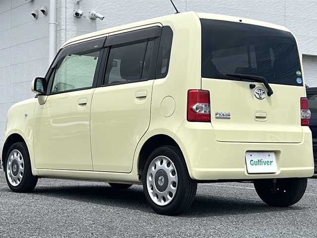 トヨタ ピクシススペース X 千葉県 2015(平27)年 8.5万km コットンアイボリー ナビ　ＮＳＴＺ－Ｗ６４　フルセグＴＶ　Ｂｔ　バックカメラ　パワーステアリング　パワーウィンドウ　ト　ベンチシート　純正マット　ＡＢＳ　スマートキー　Ｗエアバッグ　盗難防止装置 コットンアイボリーカラー