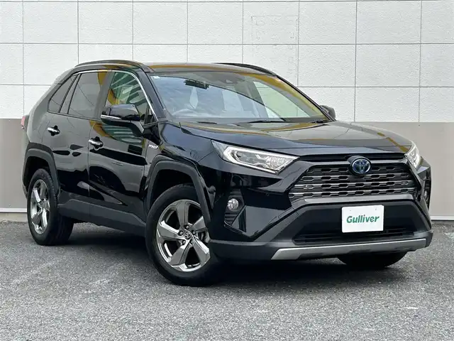 トヨタ ＲＡＶ４ ハイブリットG 東京都 2020(令2)年 1.5万km アティチュードブラックマイカ ワンオーナー/純正SDナビ/　フルセグTV/DVD/CD/Bluetooth/バックカメラ/パノラマムーンルーフ/プリクラッシュセーフティ/ブラインドスポットモニター/パワーバックドア/レザーシート/パワーシート/シートヒーター/シートメモリー/ハンドルヒーター/ステアリングヒーター/LEDヘッドライト/フォグランプ/オートライト/ビルトインETC/プッシュスタート/スマートキー/横すべり防止/電動格納ミラー/ウインカーミラー/純正フロアマット