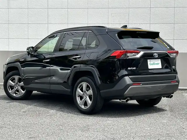 トヨタ ＲＡＶ４ ハイブリットG 東京都 2020(令2)年 1.5万km アティチュードブラックマイカ ワンオーナー/純正SDナビ/　フルセグTV/DVD/CD/Bluetooth/バックカメラ/パノラマムーンルーフ/プリクラッシュセーフティ/ブラインドスポットモニター/パワーバックドア/レザーシート/パワーシート/シートヒーター/シートメモリー/ハンドルヒーター/ステアリングヒーター/LEDヘッドライト/フォグランプ/オートライト/ビルトインETC/プッシュスタート/スマートキー/横すべり防止/電動格納ミラー/ウインカーミラー/純正フロアマット