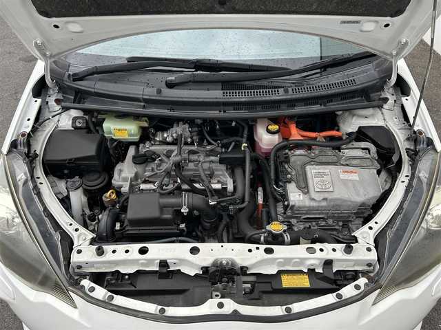 トヨタ アクア G 佐賀県 2012(平24)年 9.5万km ホワイト 後方コーナーセンサー/社外前後ドライブレコーダー/DRC-31M/LEDヘッドライト/・フォグランプ/前席シートヒーター/ETC/純正フロアマット/スマートキー/スペアキー×１/取扱説明書/保証書