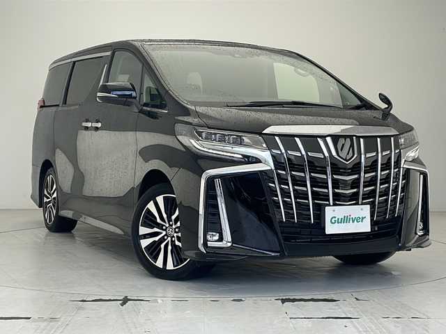 トヨタ アルファード S Cパッケージ 沖縄県 2023(令5)年 2.5万km ブラック 純正ディスプレイオーディオ　/Ｂｌｕｅｔｏｏｔｈ　/ＵＳＢ　/バックカメラ　/ツインムーンルーフ　/デジタルインナーミラー/両側パワースライドドア　/シートヒーター　/シートクーラー　/パワーバックドア　/ＥＴＣ/トヨタセーフティセンス　/純正18インチアルミホイール/クルーズコントロール/コーナーセンサー/LEDヘッドライト/オートライト