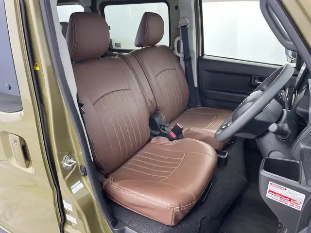 ダイハツ アトレー バン RS 新潟県 2022(令4)年 2.5万km オフビートカーキM 4WD/デジタルインナーミラー/シートカバー/衝突被害軽減システム/社外ディスプレイオーディオ/【BT】/バックカメラ/両側パワースライドドア/レーダークルーズコントロール/LEDオートヘッドライト/14インチアルミホイール/アイドリングストップ/コーナーセンサー/純正フロアマット/ドアバイザ―/スマートキー×2