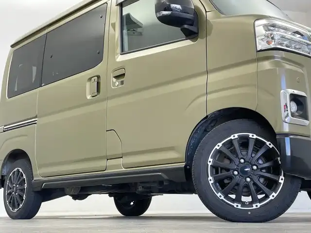 ダイハツ アトレー バン RS 新潟県 2022(令4)年 2.5万km オフビートカーキM 4WD/デジタルインナーミラー/シートカバー/衝突被害軽減システム/社外ディスプレイオーディオ/【BT】/バックカメラ/両側パワースライドドア/レーダークルーズコントロール/LEDオートヘッドライト/14インチアルミホイール/アイドリングストップ/コーナーセンサー/純正フロアマット/ドアバイザ―/スマートキー×2