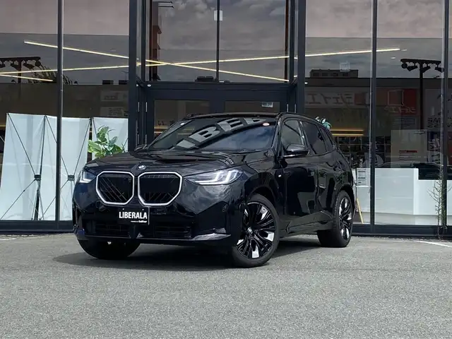 ＢＭＷ ＢＭＷ Ｘ３ 20d xDrive Mスポーツ 福岡県 2025(令7)年 0.8万km 黒 ・1オーナー/・パノラマルーフ/・アクティブクルーズコントロール/・純正ナビ／ＵＳＢ／ＢＴ／ｃａｒｐｌａｙ/・全方位カメラ/・茶革シート／シートヒーター/・フルセグ/・ＥＴＣ/・純正２０ＡＷ/・ステアリングヒーター/・パワーバックドア/・保証書/・取扱説明書