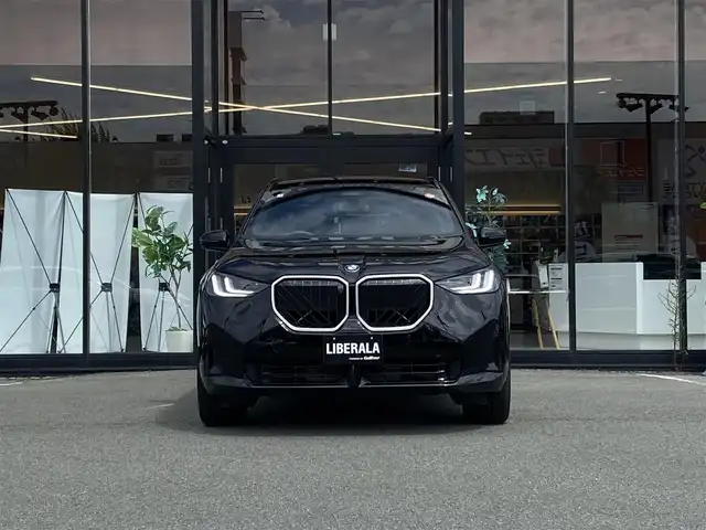 ＢＭＷ ＢＭＷ Ｘ３ 20d xDrive Mスポーツ 福岡県 2025(令7)年 0.8万km 黒 ・1オーナー/・パノラマルーフ/・アクティブクルーズコントロール/・純正ナビ／ＵＳＢ／ＢＴ／ｃａｒｐｌａｙ/・全方位カメラ/・茶革シート／シートヒーター/・フルセグ/・ＥＴＣ/・純正２０ＡＷ/・ステアリングヒーター/・パワーバックドア/・保証書/・取扱説明書
