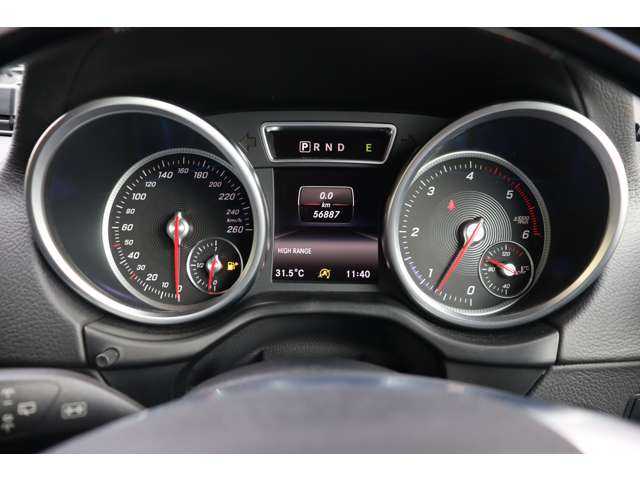 メルセデス・ベンツ ゲレンデヴァーゲン Ｇ３５０ｄ 大分県 2016(平28)年 5.7万km オブシディアンブラックM ラグジュアリーＰＫＧ/サンルーフ/harman/kardon/全席シートヒーター/アダプティブクルーズコントロール/ブラインドスポットモニター/純正ナビ/Bluetooth/地デジ/バックカメラ/黒革　/パワーシート/パドルシフト/オートライト/純正１８インチＡＷ/ＥＴＣ/ドライブレコーダー（DVR-C750）