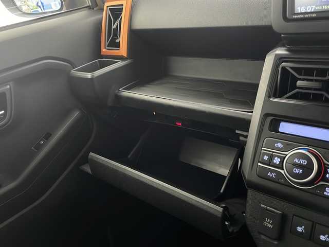 ダイハツ タフト G ターボ 宮崎県 2021(令3)年 4.5万km サンドベージュメタリック 純正ナビ(NMZK-W71D)/CD/DVD/AM/FM/SD/Bluetooth/クルーズコントロール/スマートキー　スペア1本/アイドリングストップ/衝突軽減ブレーキ/横滑り防止装置/ドライブレコーダー/コーナーセンサー/電動格納ミラー/電子パーキング/オートホールド/オートライト/フロアマット/シートヒーター/ルーフキャリア/ドアバイザー/バックカメラ/ETC