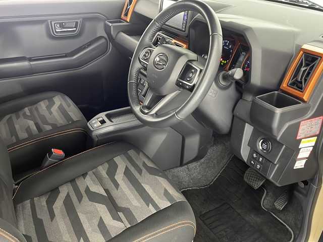 ダイハツ タフト G ターボ 宮崎県 2021(令3)年 4.5万km サンドベージュメタリック 純正ナビ(NMZK-W71D)/CD/DVD/AM/FM/SD/Bluetooth/クルーズコントロール/スマートキー　スペア1本/アイドリングストップ/衝突軽減ブレーキ/横滑り防止装置/ドライブレコーダー/コーナーセンサー/電動格納ミラー/電子パーキング/オートホールド/オートライト/フロアマット/シートヒーター/ルーフキャリア/ドアバイザー/バックカメラ/ETC