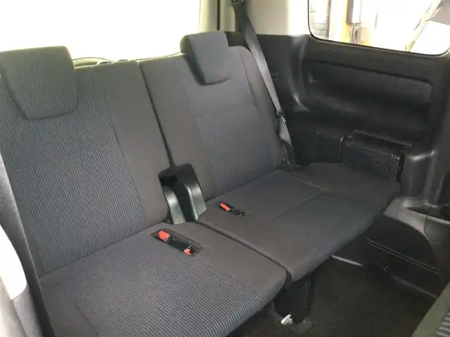 トヨタ ノア X 福井県 2018(平30)年 4.6万km シルバーM 4WD/純正ナビ/バックカメラ/トヨタセーフティサポート/クルーズコントロール/パワースライドドア/LEDヘッドライト/キーレスエントリー/アイドリングストップ/8人乗り/オートライト/ABS/ワンセグ/CD/Bluetooth