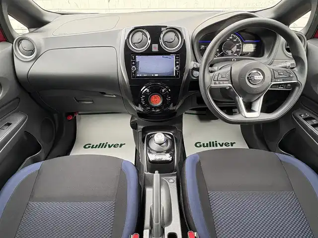 日産 ノート e－パワーX FOUR Bアロー 岩手県 2019(令1)年 2.1万km ガーネットレッド/スーパーブラック 2トーン 禁煙車/4WD（切替）/全方位カメラ/デジタルインナーミラー/純正ナビ/→フルセグTV/Bluetooth/CD/DVD/FM/AM/バックカメラ/ステアリングスイッチ/追従型クルーズコントロール/衝突軽減システム/横滑り防止装置/レーンキープアシスト/前後コーナーセンサー/オートライト/〇プッシュスタート/〇電動格納ミラー/〇ウィンカーミラー/〇シガーソケット/〇ドアバイザー/〇フロアマット/〇スマートキー/スペアキー/純正ドライブレコーダー/ETC