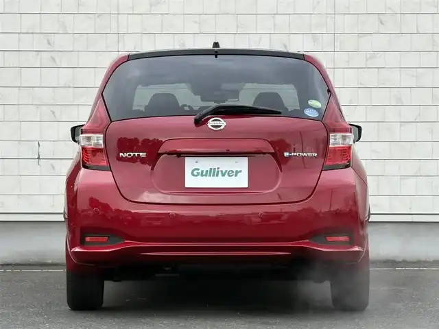 日産 ノート e－パワーX FOUR Bアロー 岩手県 2019(令1)年 2.1万km ガーネットレッド/スーパーブラック 2トーン 禁煙車/4WD（切替）/全方位カメラ/デジタルインナーミラー/純正ナビ/→フルセグTV/Bluetooth/CD/DVD/FM/AM/バックカメラ/ステアリングスイッチ/追従型クルーズコントロール/衝突軽減システム/横滑り防止装置/レーンキープアシスト/前後コーナーセンサー/オートライト/〇プッシュスタート/〇電動格納ミラー/〇ウィンカーミラー/〇シガーソケット/〇ドアバイザー/〇フロアマット/〇スマートキー/スペアキー/純正ドライブレコーダー/ETC