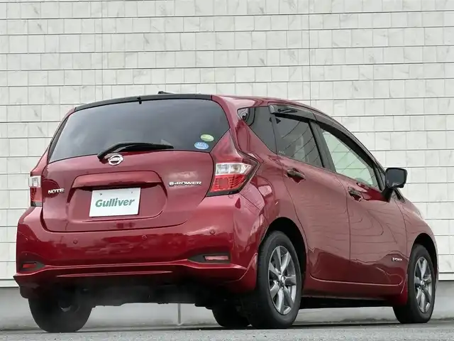 日産 ノート e－パワーX FOUR Bアロー 岩手県 2019(令1)年 2.1万km ガーネットレッド/スーパーブラック 2トーン 禁煙車/4WD（切替）/全方位カメラ/デジタルインナーミラー/純正ナビ/→フルセグTV/Bluetooth/CD/DVD/FM/AM/バックカメラ/ステアリングスイッチ/追従型クルーズコントロール/衝突軽減システム/横滑り防止装置/レーンキープアシスト/前後コーナーセンサー/オートライト/〇プッシュスタート/〇電動格納ミラー/〇ウィンカーミラー/〇シガーソケット/〇ドアバイザー/〇フロアマット/〇スマートキー/スペアキー/純正ドライブレコーダー/ETC