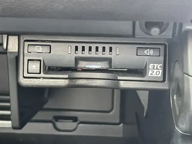 レクサス ＵＸ 250h Fスポーツ スタイルブルー 滋賀県 2021(令3)年 4.3万km ホワイトノーヴァガラスフレーク 純正ナビ/CD/DVD/Bluetooth/フルセグテレビ/パノラミックビューモニター/サンルーフ/ブラインドスポットモニター/パーキングサポートブレーキ/セーフティセンスプラス/・プリクラッシュセーフティ/・レーントレーシングアシスト/・オートマチックハイビーム/・レーダークルーズコントロール/・先行車発進告知機能/・ロードサインアシスト/フルブラックドアミラー/ヘッドアップディスプレイ/パワーシート/シートヒーター/ハンドルヒーター/クリアランスソナー/パドルシフト/前後ドライブレコーダー/プッシュスタート/スマートキー/スペアキー