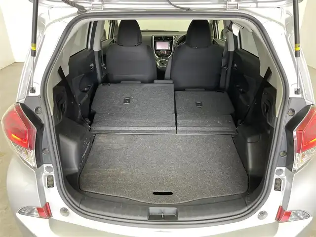 トヨタ ラクティス G 埼玉県 2014(平26)年 3.2万km シルバーM 純正ナビ　バックカメラ　ビルトインＥＴＣ　クルーズコントロール　ＣＤ再生　Ｂｌｕｅｔｏｏｔｈ　純正フロアマット　社外アルミホイール　スマートキー　オートライト　スペアキー　地デジワンセグＴＶ