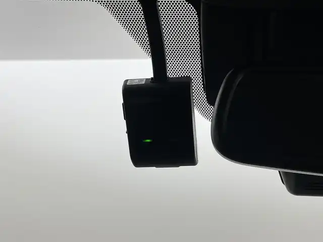 トヨタ Ｃ－ＨＲ G モード ネロ 福岡県 2019(平31)年 0.9万km ブラッキッシュアゲハガラスフレーク 純正ナビ（ＢＴ，フルセグＴＶ）　/バックカメラ　/ビルトインＥＴＣ　/前方ドラレコ　/ＡＣＣ　/コーナーセンサー　/衝突軽減ブレーキ　/レーンキープ　/ＢＳＭ/ハーフレザー　/前席シートヒーター　/純正１８インチＡＷ