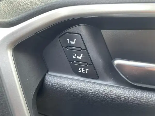 トヨタ ＲＡＶ４ ハイブリッドG 熊本県 2022(令4)年 5.3万km ホワイトパールクリスタルシャイン 純正ディスプレイオーディオ/フルセグTV/BT/DVD/AM/FM/全周囲カメラ/バックカメラ/モデリスタフルエアロ/トヨタセーフティーセンス/・オートクルーズコントロール/・レーンキープアシスト/・プリクラッシュセーフティー/・クリアランスソナー/・ブラインドスポットモニター/・パーキングサポートブレーキ/・オートハイビーム/・ロードサインアシスト/レザーシート/・D席パワーシート/・D/Nシートヒーター、エアシート/・2人分シートメモリー/電子パーキングブレーキ/・オートブレーキホールド/本革巻きステアリング/・ステアリングリモコン/・ハンドルヒーター/前後社外ドラレコ/ビルトインETC/電動格納ミラー/・ミラーウィンカー/純正フロアマット付/純正ドアバイザー/スマートキー