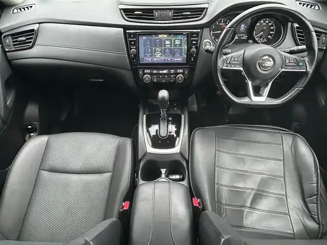 日産 エクストレイル ハイブリッド 20Xi 静岡県 2018(平30)年 7.2万km 黒 エンジンスタートボタン/保証書/取扱説明書/パワーステアリング/パワーウィンドウ/4WD/アイドリングストップ/スマートキー/オートエアコン/クルーズコントロール/プロパイロット/USB入力端子/ETC/全方位カメラ/純正ナビ（CD/DVD/BT/ワンセグ）/電動リアゲート/ドライブレコーダー前後/純正フロアマット/純正アルミホイール/ハーフレザー/全席シートヒーター/ABS/横滑り防止装置/ナイトビジョン/コーナーセンサー前後/オートライト/LEDヘッドライト/ダウンヒルアシストコントロール/Wエアバック/デジタルインナーミラー