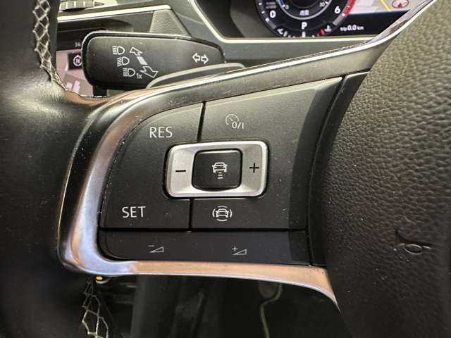 フォルクスワーゲン ティグアン TDI 4モーション Rライン ブラックスタイル 千葉県 2018(平30)年 4.8万km 黒 黒革シート　/純正ナビ　/３６０°カメラ　/ＡＣＣ　/デジタルメーター　/パワーシート　/シートヒーター　/電動リアゲート　/レーンアシスト　/サイドアシスト　/ＬＥＤヘッドライト　/ＥＴＣ