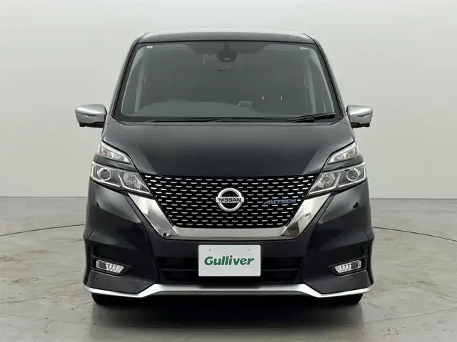 日産 セレナ e－パワー オーテック 福岡県 2019(平31)年 6.7万km ダイヤモンドブラック 後席モニター　/純正９型ナビ　/全方位カメラ　/３６０°ドラレコ／デジタルルームミラー　/レーダー探知機　/プロパイロット　/エマージェンシーブレーキ　/レーンキープ　/パーキングアシスト　/両側電動スライドドア　/ステアリングヒーター　/純正1５インチアルミホイール　/ＬＥＤヘッドライト