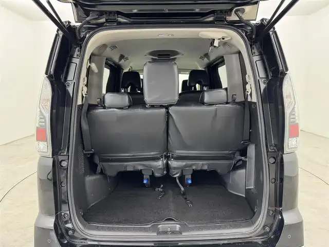 日産 セレナ e－パワー オーテック 福岡県 2019(平31)年 6.7万km ダイヤモンドブラック 後席モニター　/純正９型ナビ　/全方位カメラ　/３６０°ドラレコ／デジタルルームミラー　/レーダー探知機　/プロパイロット　/エマージェンシーブレーキ　/レーンキープ　/パーキングアシスト　/両側電動スライドドア　/ステアリングヒーター　/純正1５インチアルミホイール　/ＬＥＤヘッドライト