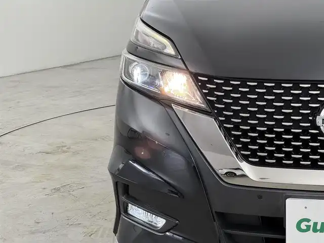 日産 セレナ e－パワー オーテック 福岡県 2019(平31)年 6.7万km ダイヤモンドブラック 後席モニター　/純正９型ナビ　/全方位カメラ　/３６０°ドラレコ／デジタルルームミラー　/レーダー探知機　/プロパイロット　/エマージェンシーブレーキ　/レーンキープ　/パーキングアシスト　/両側電動スライドドア　/ステアリングヒーター　/純正1５インチアルミホイール　/ＬＥＤヘッドライト